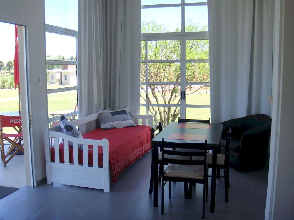 Hôtel Camino De Palmeras à Colonia del Sacramento Extérieur photo